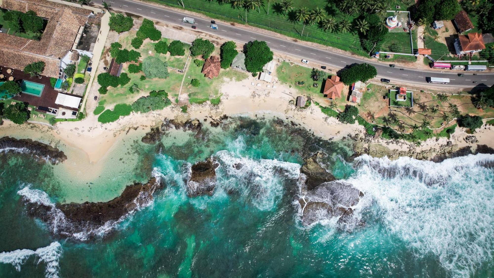 Teya Beach Hotel Ahangama Eksteriør bilde