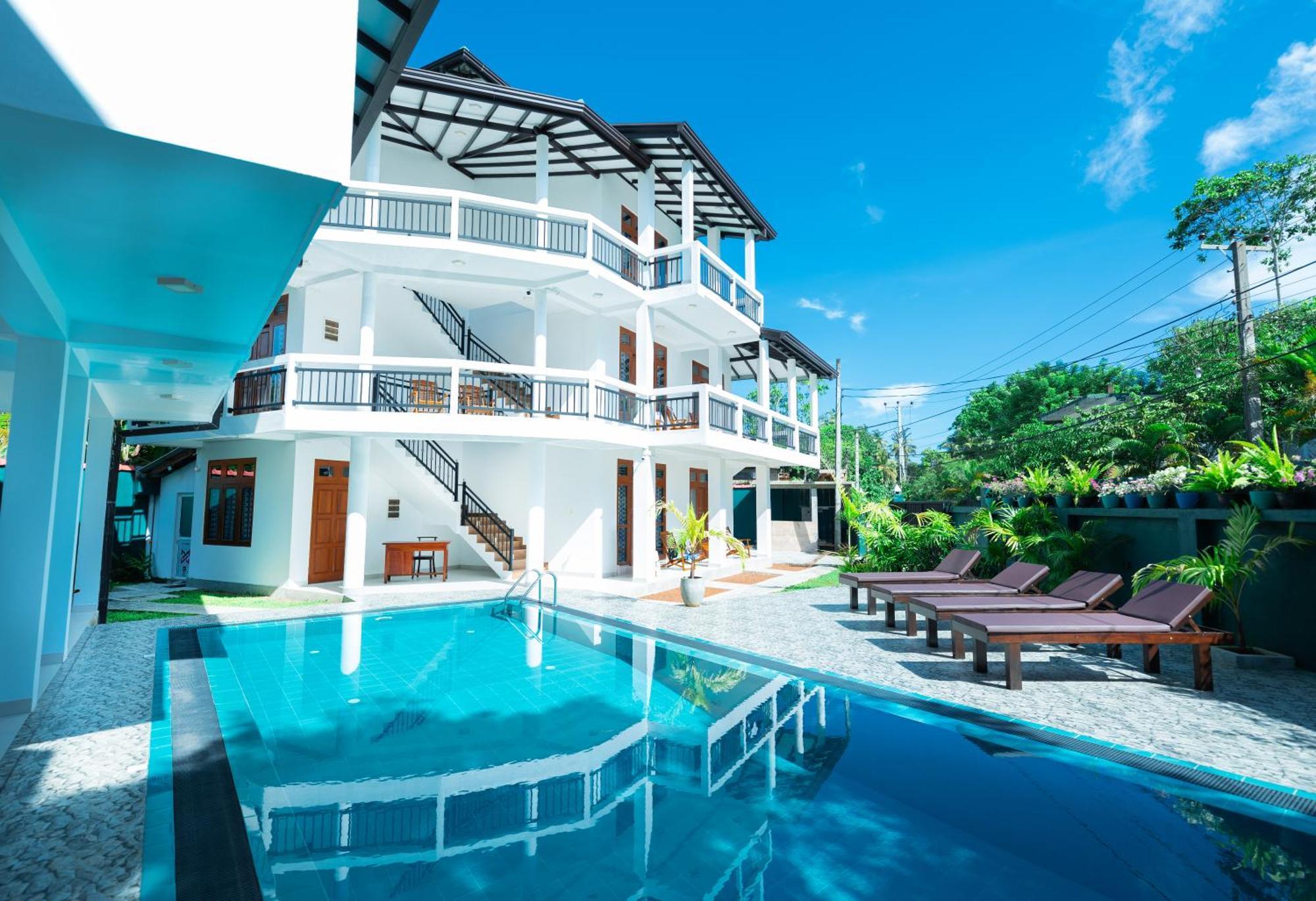 Teya Beach Hotel Ahangama Eksteriør bilde