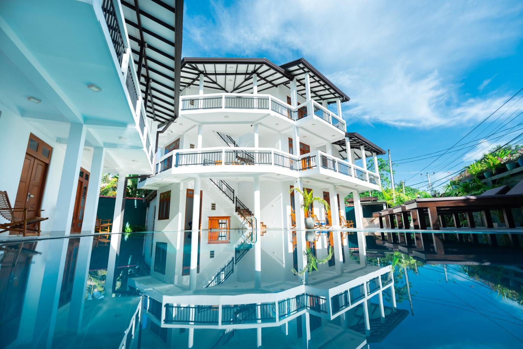 Teya Beach Hotel Ahangama Eksteriør bilde