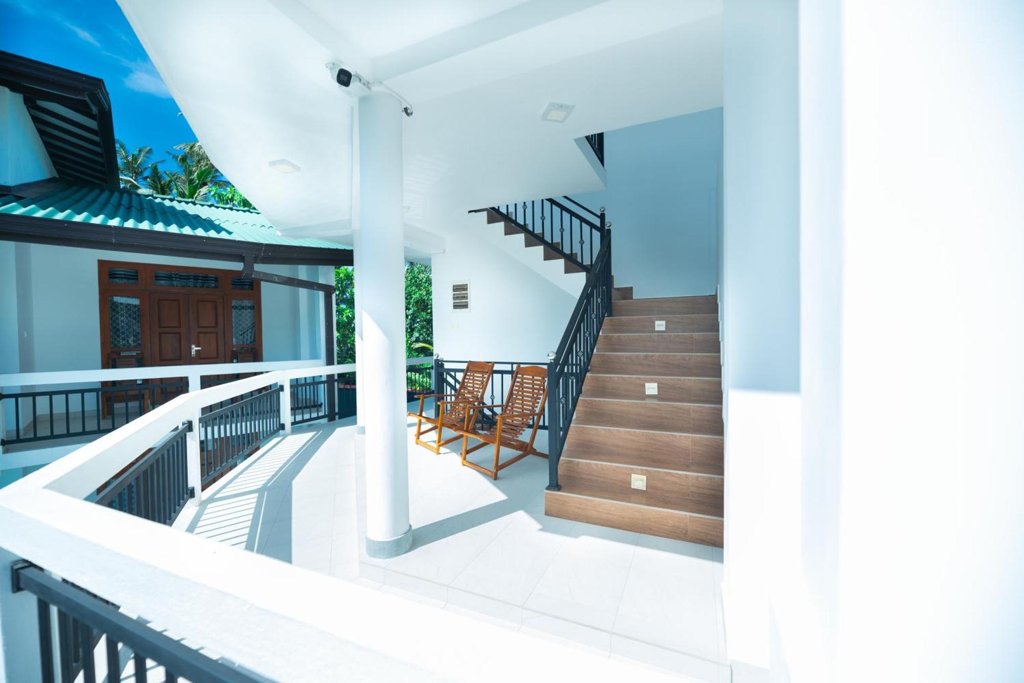 Teya Beach Hotel Ahangama Eksteriør bilde