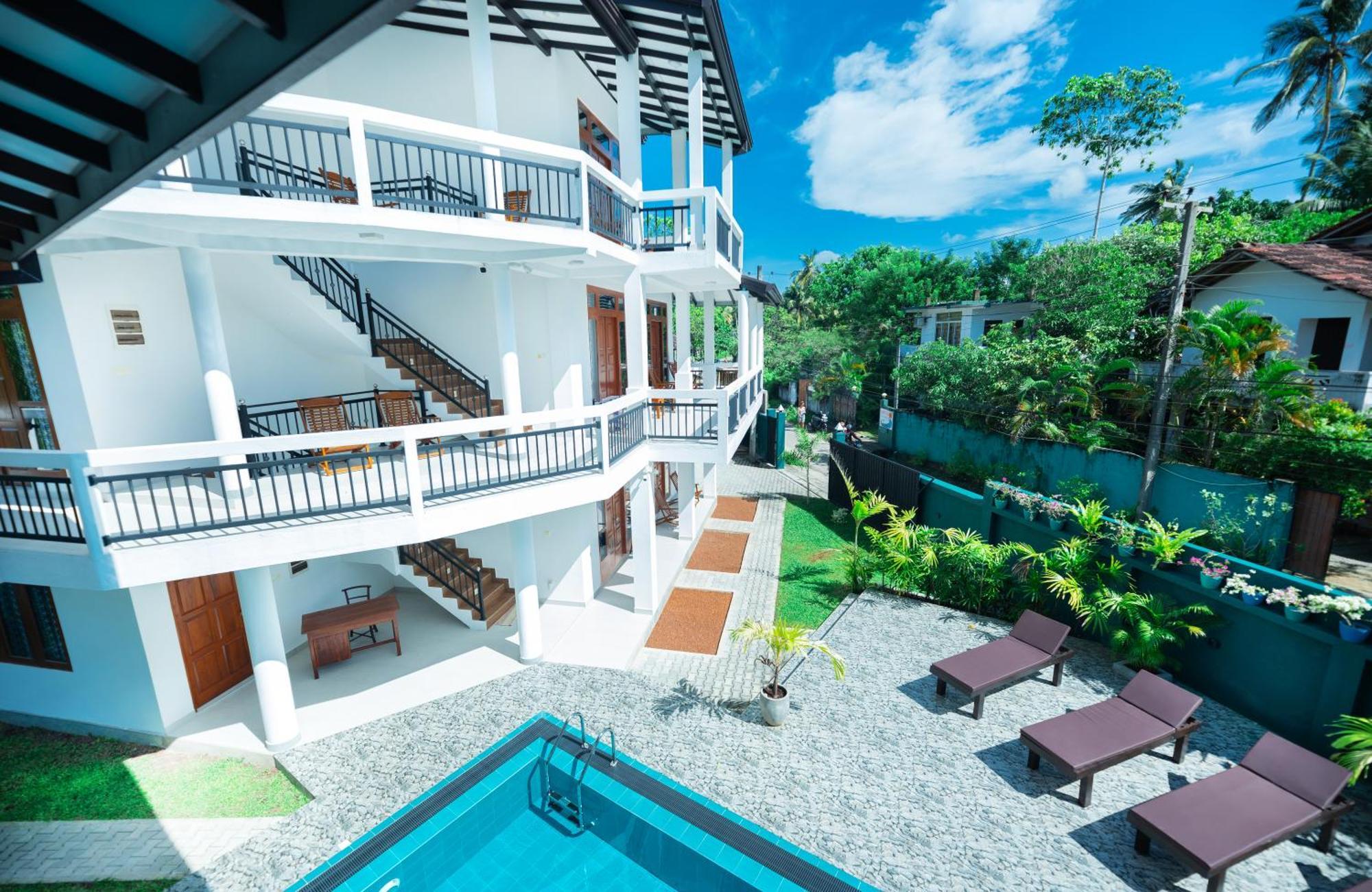 Teya Beach Hotel Ahangama Eksteriør bilde
